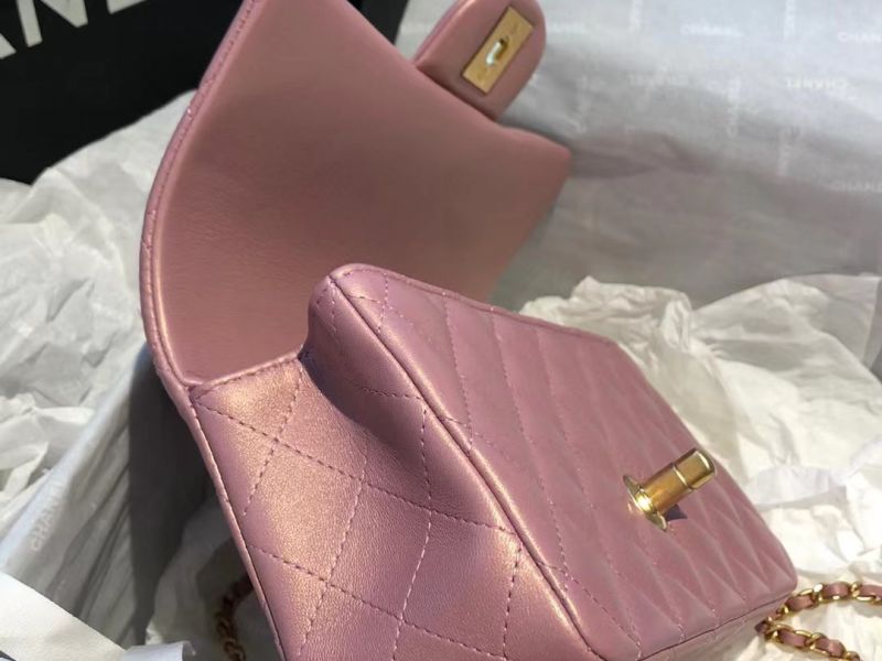 Chanel Classic handle