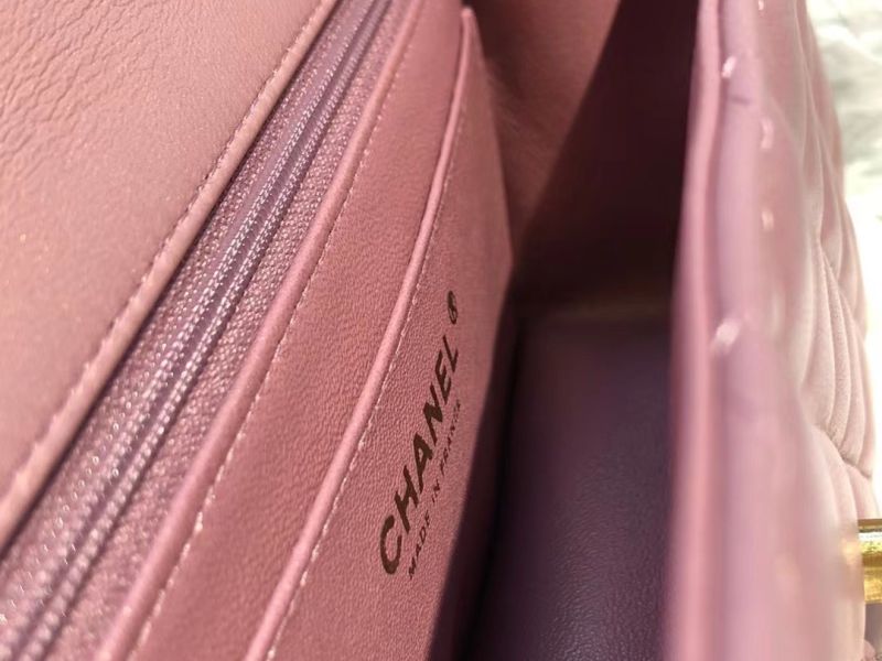Chanel Classic handle