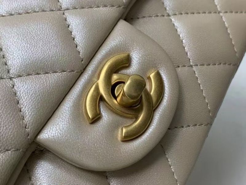 Chanel _ like authentic