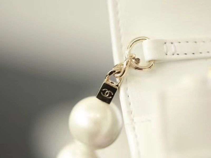 Chanel _ like authentic