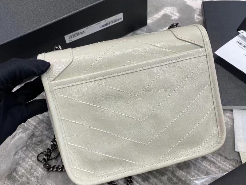 YSL Saint Laurent 24cm