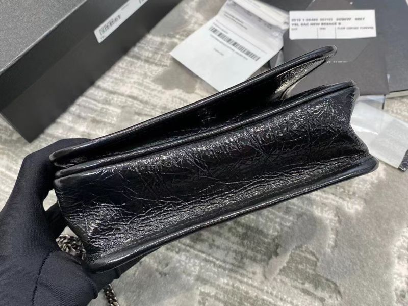 YSL Saint Laurent 24cm