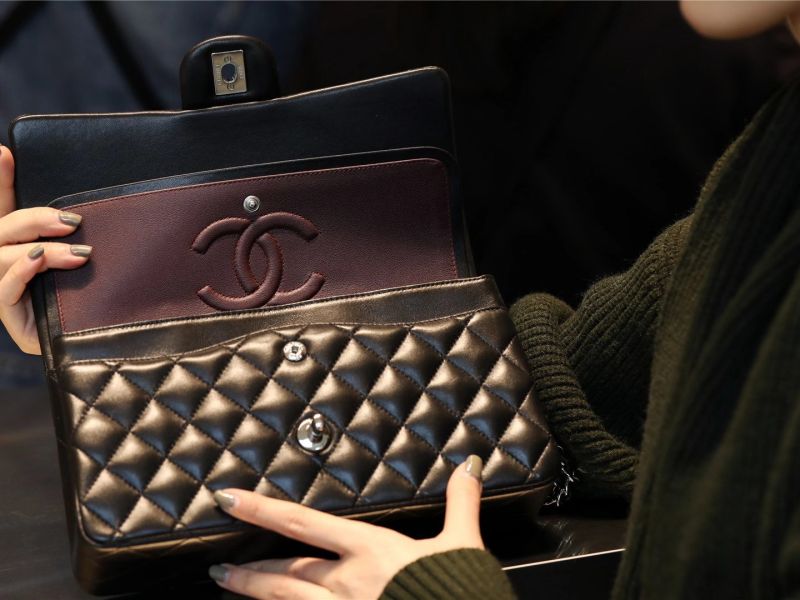Túi Xách Chanel Classic Flap Bag Medium